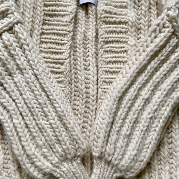 Mr Mittens The Cardigan - Picture 4 of 5